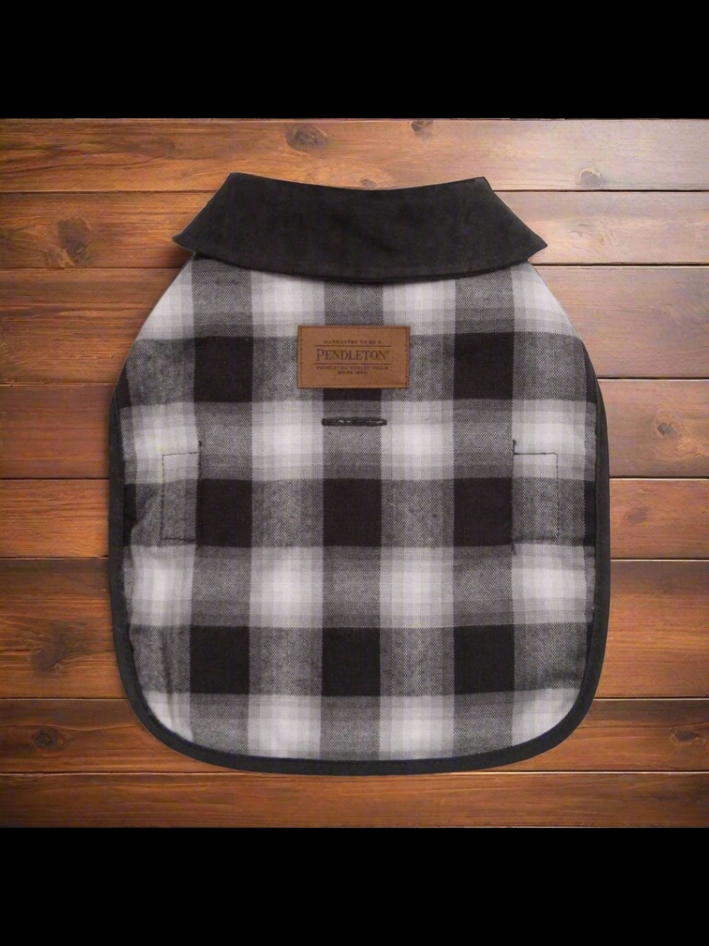 Reversible Pendleton Pet Classics Dog Coat - Size M (20-35Lbs)